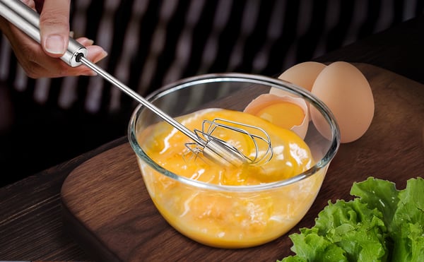 Semi-Automatic Egg Beater